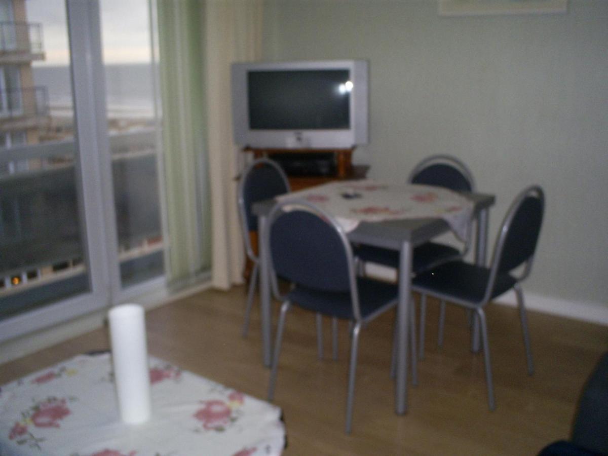 Charlier 32 Apartment บลังเคนเบอร์เก ภายนอก รูปภาพ